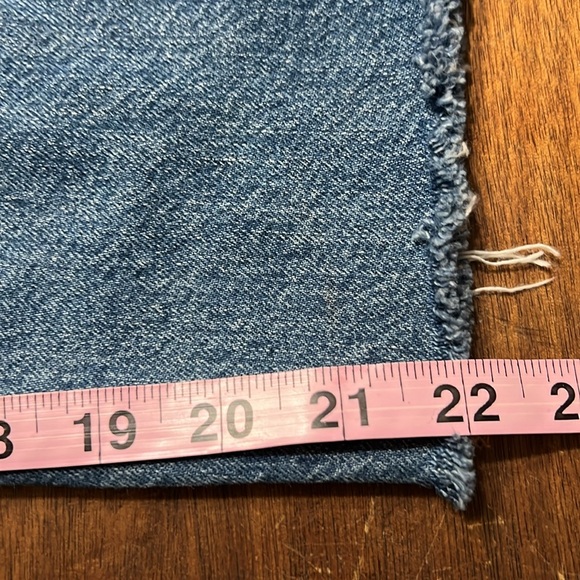 American Eagle 90's Boyfriend Wide Leg Cropped Rough Hem Sz 12S EUC - Picture 10 of 11